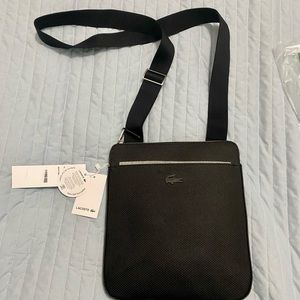 Lacoste Chantaco Flat Crossover Bag